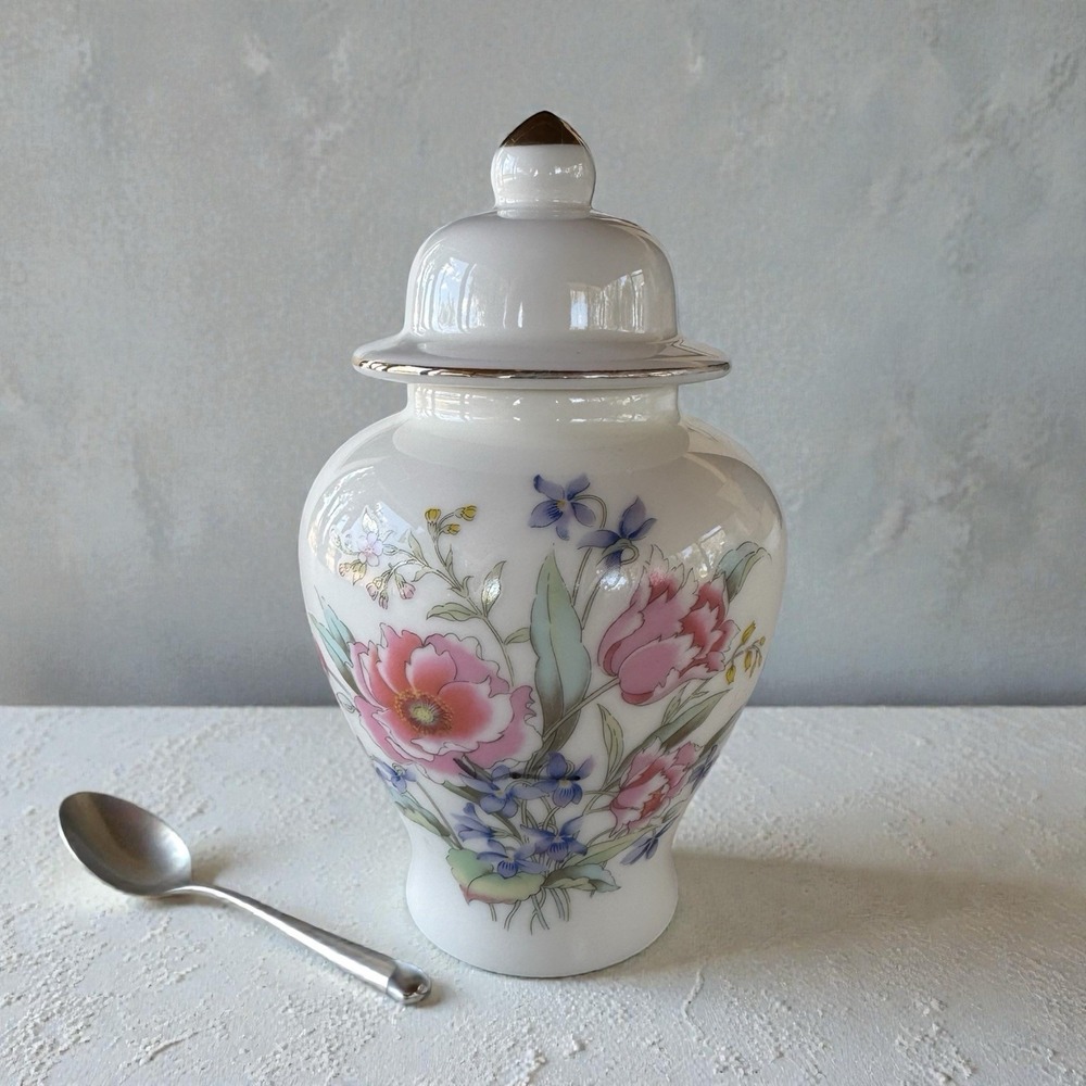 Vintage Fine China Ginger Jar Vase With Flowers 8" Tall Made in Japan